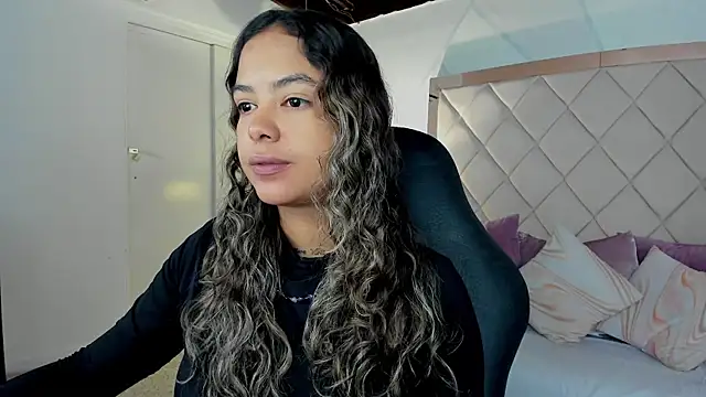 dulce lyraa1 online show from 02-27-26, 04:23