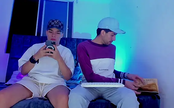 alex and christhoper online show from 03-24-26, 04:12