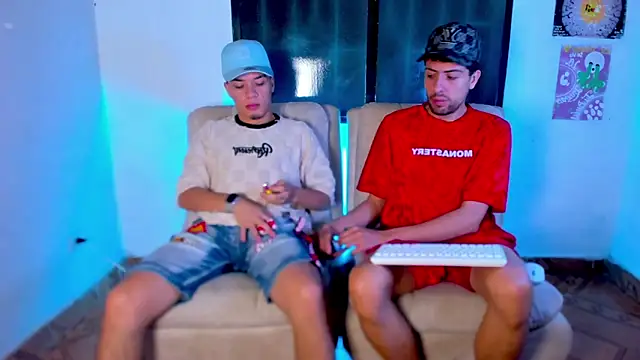 alex and christhoper online show from 03-25-26, 04:45