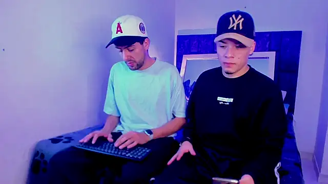 alex and christhoper online show from 03-28-26, 06:47