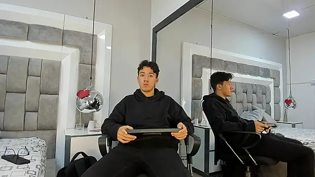 Austin Reedss online show from 02-25-26, 12:38