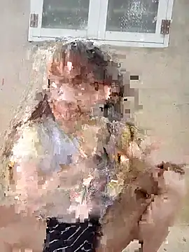 Snapshot of pic8800 chatting on 05-24-26, 10:15 pic8800 online show from 05-24-26, 10:15