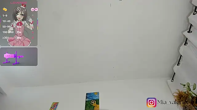 Snapshot of Mia-Valeria- chatting on 07-07-26, 06:47 Mia-Valeria- online show from 07-07-26, 06:47