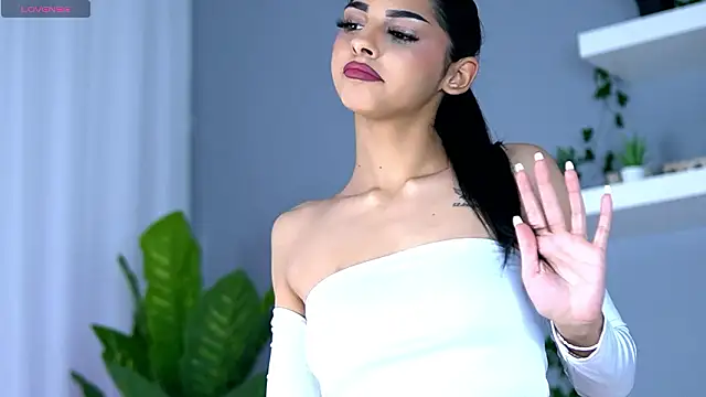 AvaCalvert online show from 03-06-26, 08:15