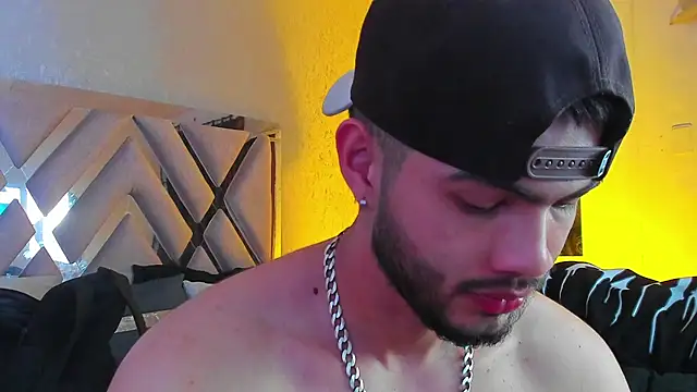 Snapshot of Vincentblack chatting on 03-01-26, 04:56 Vincentblack online show from 03-01-26, 04:56