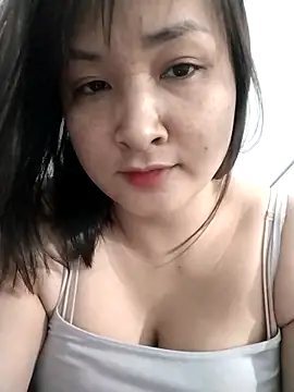 Snapshot of Jeassi-sica01 chatting on 04-25-26, 04:04 Jeassi-sica01 online show from 04-25-26, 04:04