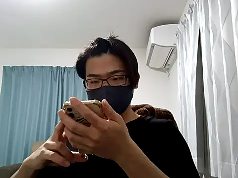 Snapshot of koarannkunn chatting on 04-19-26, 02:18 koarannkunn online show from 04-19-26, 02:18