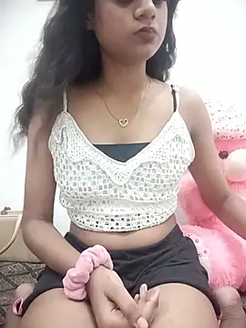 Snapshot of Heena_shrma chatting on 07-07-26, 09:24 Heena shrma online show from 07-07-26, 09:24