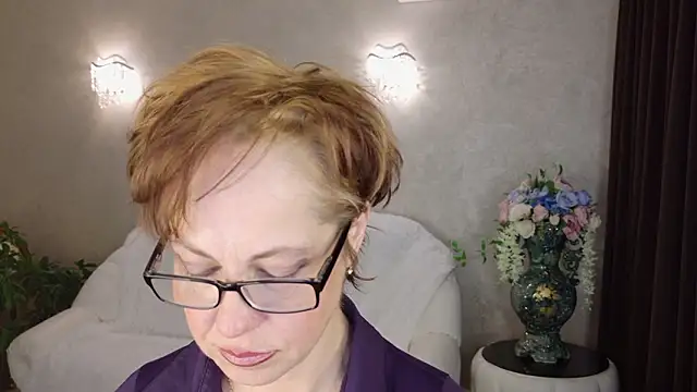 LioraWeiss online show from 03-04-26, 06:43