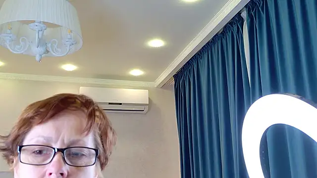 LioraWeiss online show from 03-01-26, 06:57