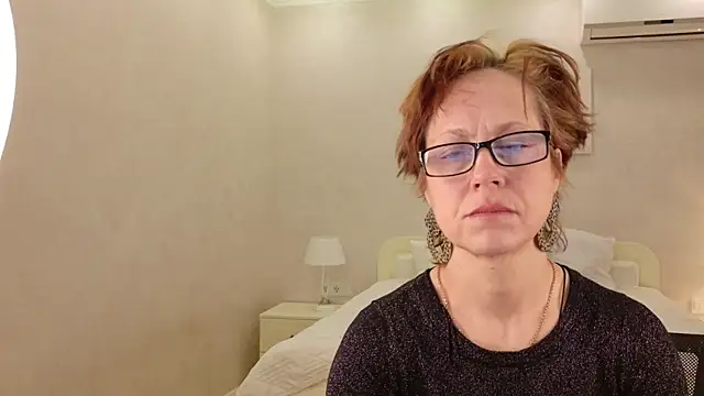 LioraWeiss online show from 03-27-26, 08:01