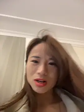 Mia-lp online show from 04-06-26, 01:34