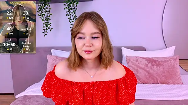 Snapshot of ElaraVance chatting on 07-09-26, 05:08 ElaraVance online show from 07-09-26, 05:08