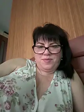 expensive lady online show from 03-28-26, 08:15