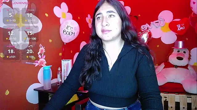 Snapshot of VirellaAshford chatting on 02-28-26, 11:54 VirellaAshford online show from 02-28-26, 11:54