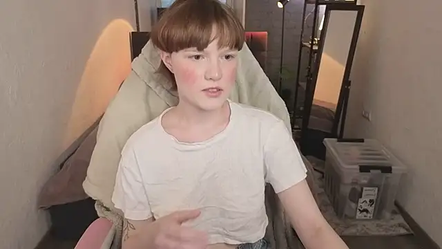  DreamLuna1  online show from 03-10-26, 01:26