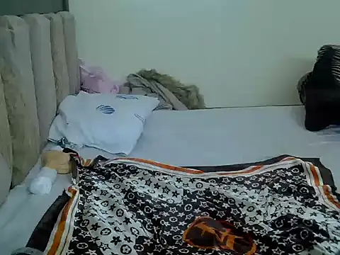 winni1523 online show from 03-12-26, 09:08