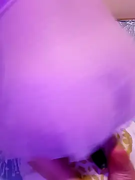 Lona Hot online show from 04-16-26, 09:39