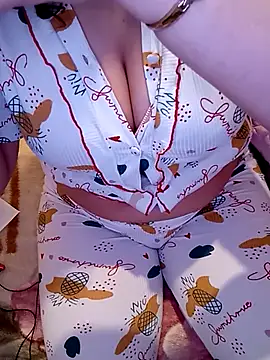 Lona Hot online show from 03-25-26, 08:03