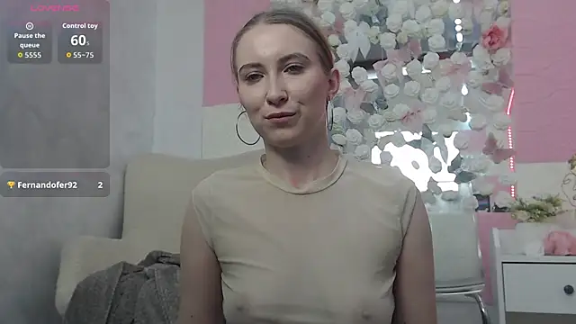 Snapshot of EmberLuna_ chatting on 06-05-26, 06:18 EmberLuna online show from 06-05-26, 06:18