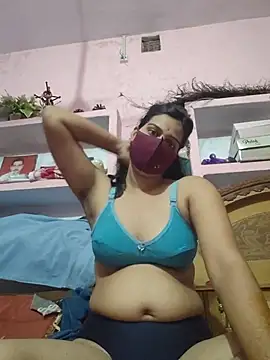 Poonam bhoji online show from 06-18-26, 07:30