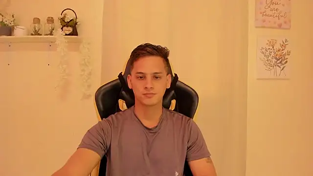 sexy andres01 online show from 04-30-26, 03:19