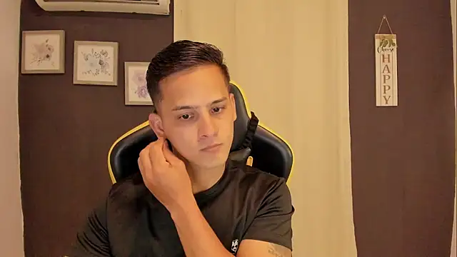 sexy andres01 online show from 07-21-26, 10:11