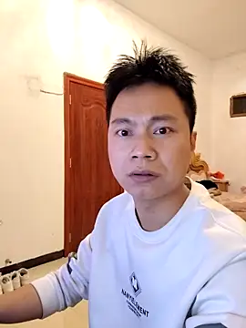 Qianluo003 online show from 02-25-26, 01:00