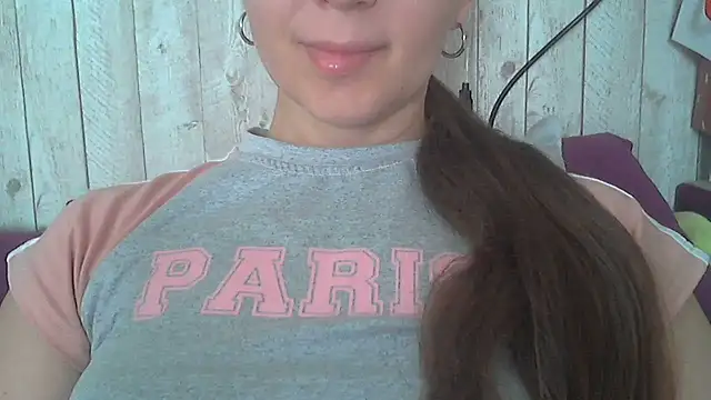 White Glow online show from 03-24-26, 05:07