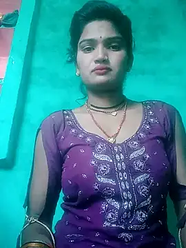 Snapshot of Shivani_bhabi chatting on 06-06-26, 08:41 Shivani bhabi online show from 06-06-26, 08:41