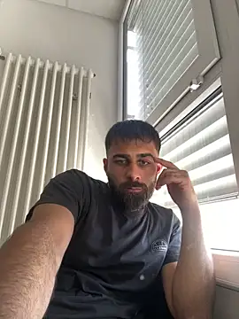 Snapshot of Shayan_021_Private chatting on 06-07-26, 03:50 Shayan 021 Private online show from 06-07-26, 03:50