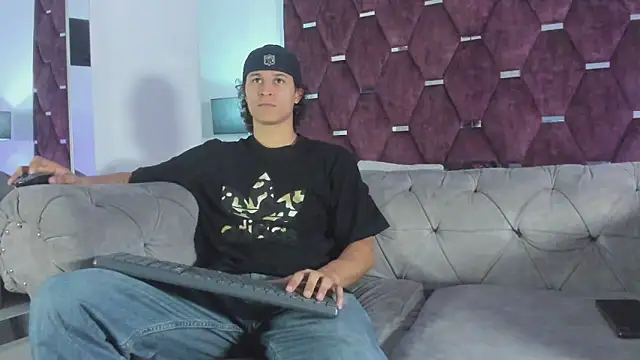 TonyBenedetti online show from 04-27-26, 08:18