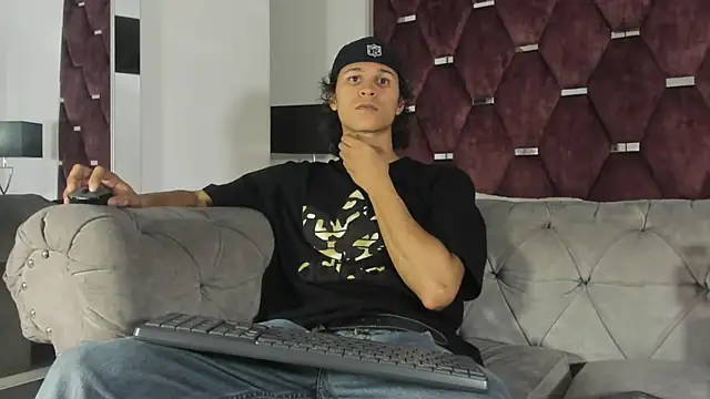 TonyBenedetti online show from 04-06-26, 08:54