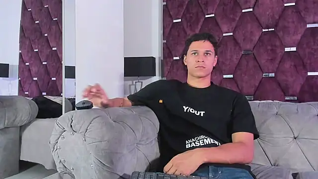 TonyBenedetti online show from 06-21-26, 08:25