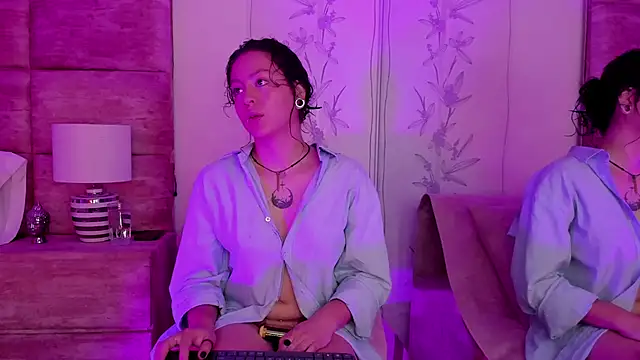 AtheneaVoss online show from 03-15-26, 09:33