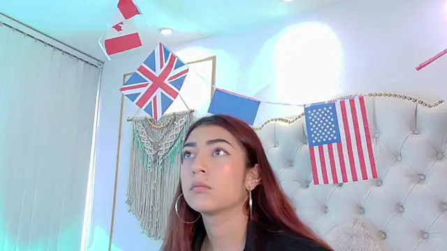 Sara funy online show from 07-06-26, 11:39