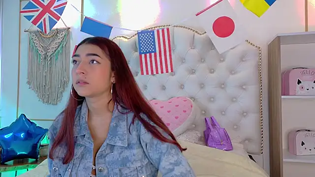 Sara funy online show from 06-27-26, 11:27
