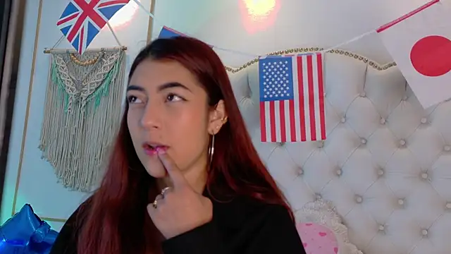 Sara funy online show from 06-23-26, 11:30