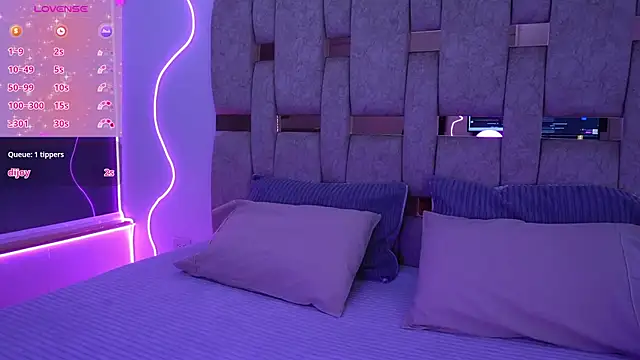 Petitte Mussa online show from 04-11-26, 03:36