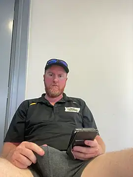 Snapshot of Freddybobby chatting on 03-04-26, 08:33 Freddybobby online show from 03-04-26, 08:33