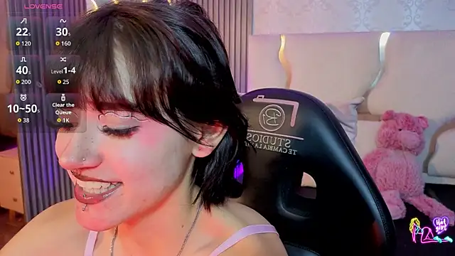 Snapshot of Cloee_tay1 chatting on 06-03-26, 03:06 Cloee tay1 online show from 06-03-26, 03:06
