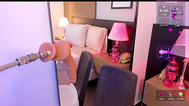 lanna doll  online show from 04-09-26, 12:11