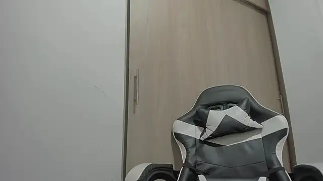 Axel  Blaze online show from 03-14-26, 01:28