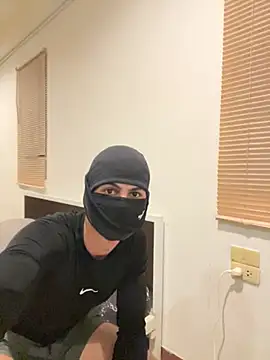 Snapshot of maSkoff10k chatting on 03-01-26, 11:43 maSkoff10k online show from 03-01-26, 11:43