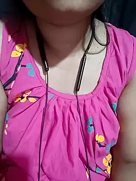 Hot-Puja0134 online show from 02-24-26, 07:37