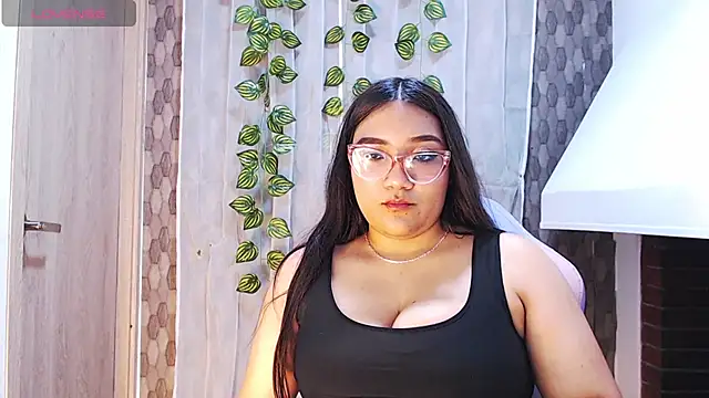 anyela donecm online show from 04-14-26, 07:19