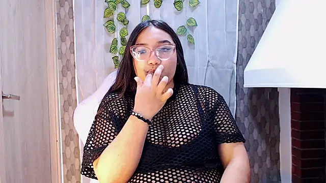 anyela donecm online show from 04-11-26, 07:39