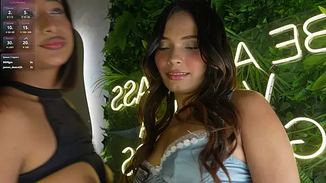 Lia Montclair online show from 03-26-26, 12:36