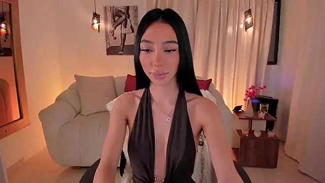 Snapshot of IsabellaLux_ chatting on 05-07-26, 03:59 IsabellaLux online show from 05-07-26, 03:59