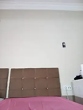 emre-pelin54 online show from 03-05-26, 06:48